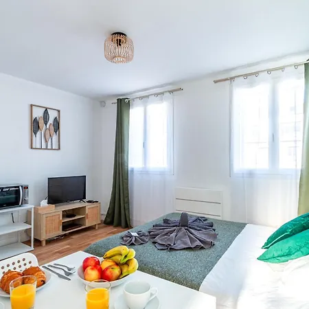 Apartment Nuiteejour Versailles Cyr L'ecole