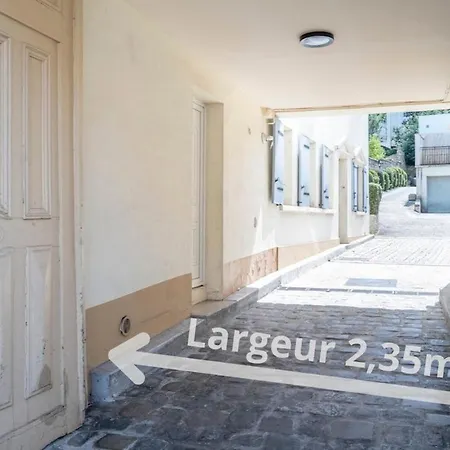 Nuiteejour Versailles Cyr L'ecole * Saint-Cyr-l'Ecole